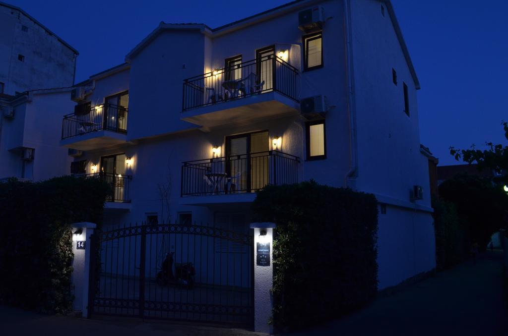 Casablanca Apartments Budua Esterno foto