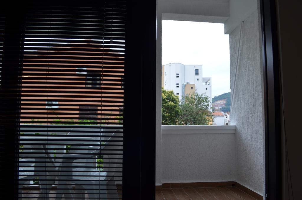 Casablanca Apartments Budua Esterno foto
