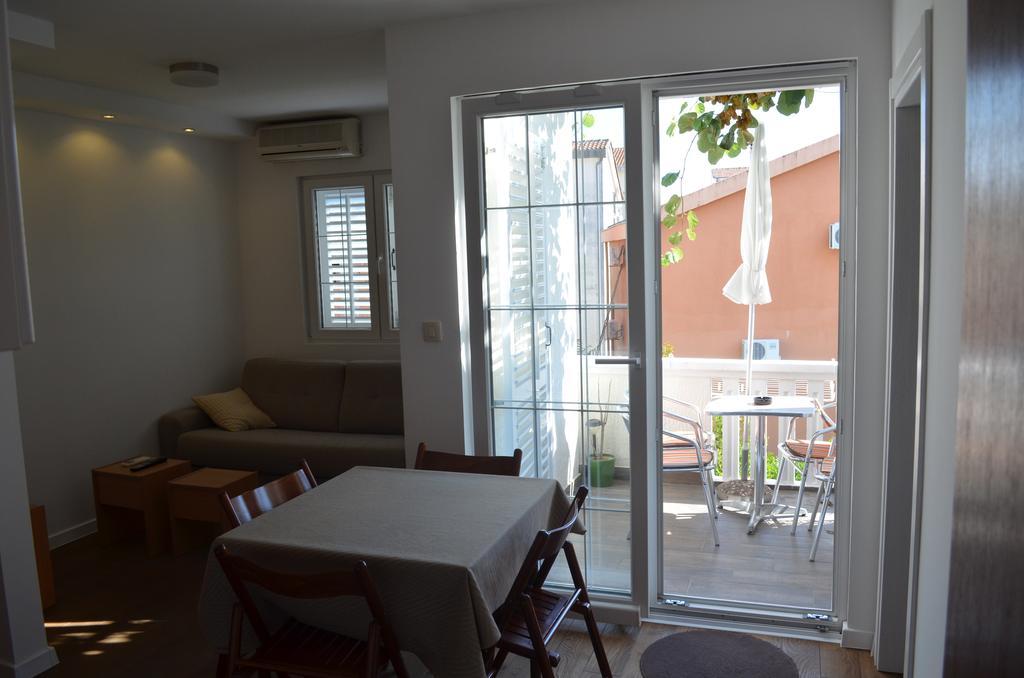 Casablanca Apartments Budua Esterno foto