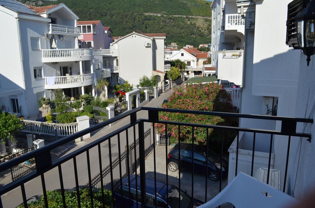 Casablanca Apartments Budua Esterno foto