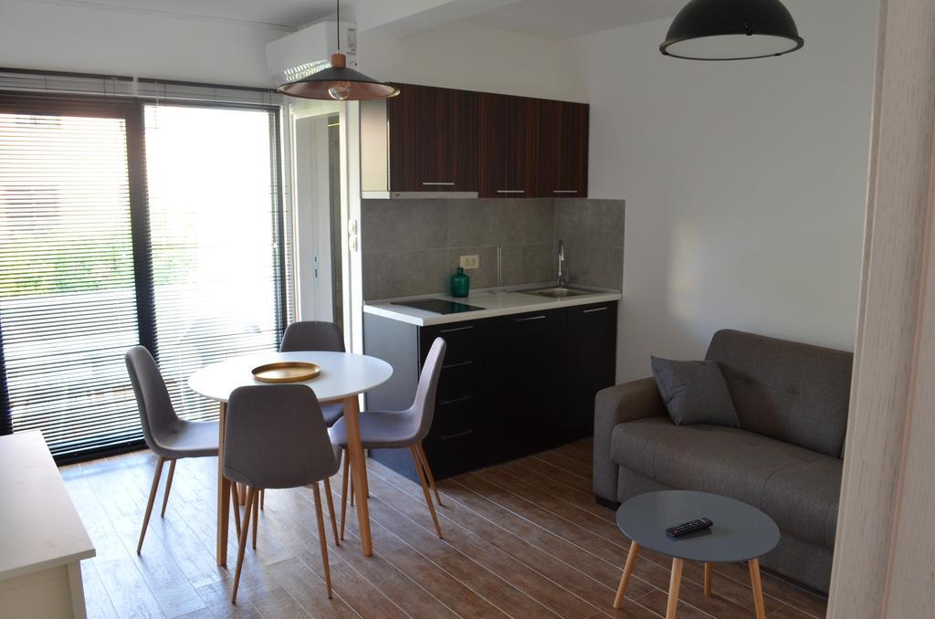 Casablanca Apartments Budua Esterno foto